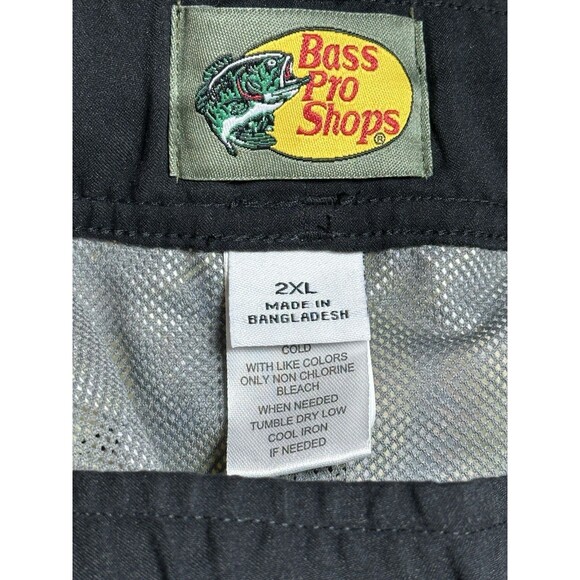 Bass Pro Shops Men Swimwear ~Sz 2XL~Yellow Trunks Fishing Tackle Bait Graphic - Picture 3 of 3